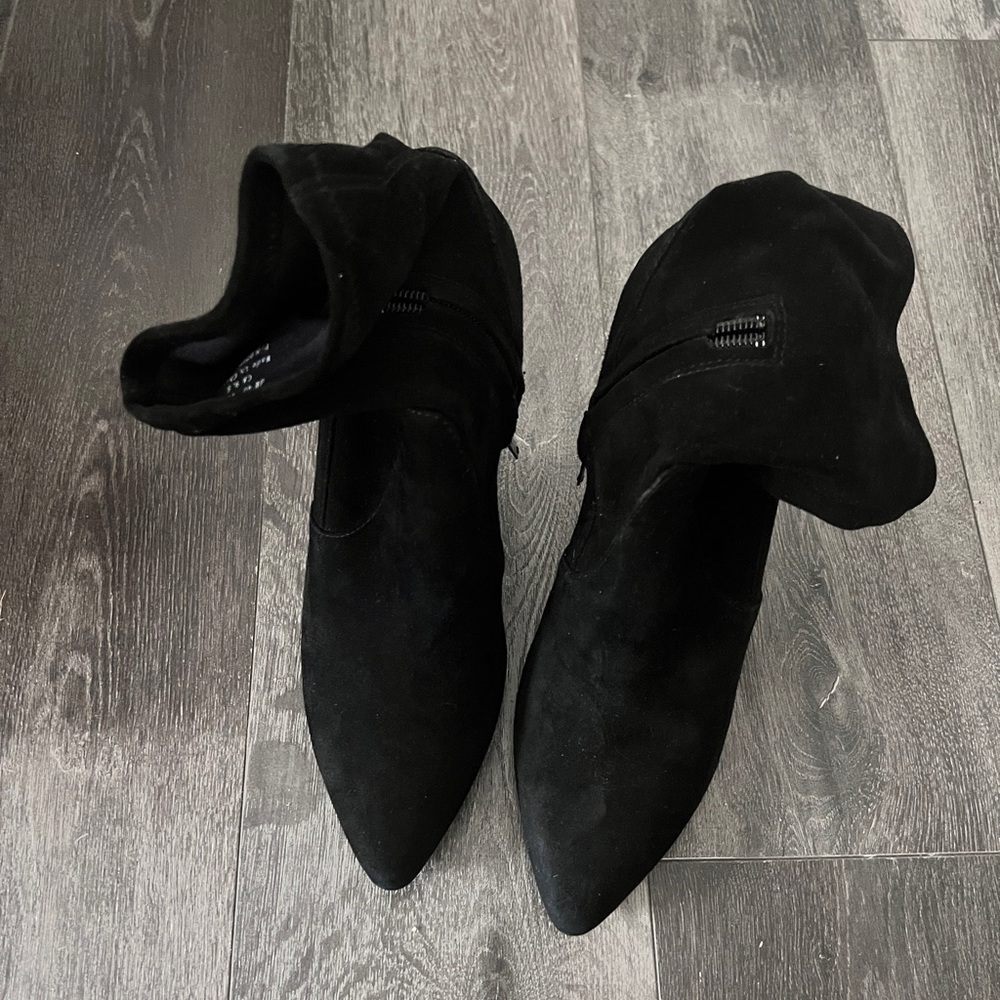 & OTHER STORIES Suede Ankle boots